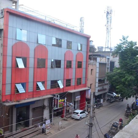 普那姆酒店 Rāipur 外观 照片