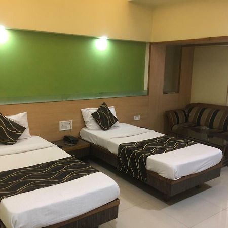 普那姆酒店 Rāipur 外观 照片