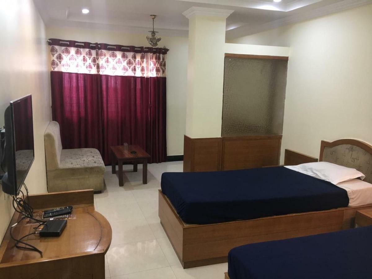 普那姆酒店 Rāipur 外观 照片